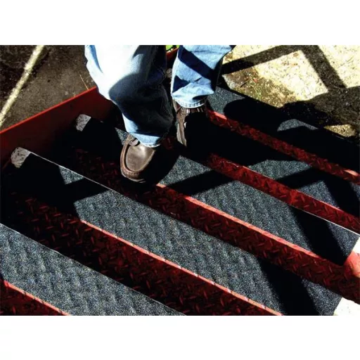 Csúszásgátló szalag, 5 cmx15 m, DURABLE "DURALINE® GRIP+ FORMFIT", szürke