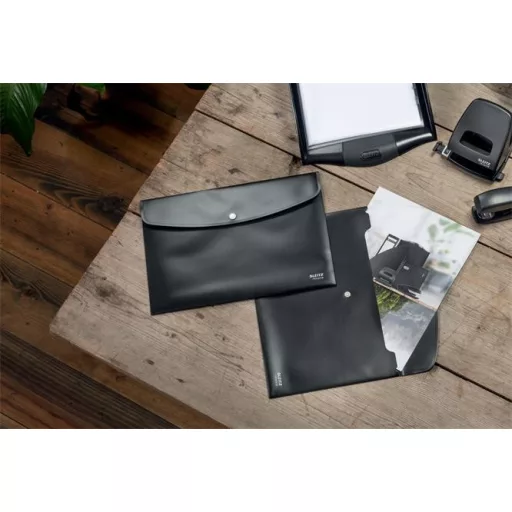 Irattartó tasak, A4, PP, patentos, LEITZ "Recycle", fekete