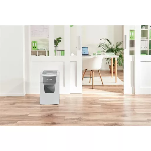 Iratmegsemmisítő, konfetti, 150 lap, LEITZ "IQ AutoFeed Office 150 P4 Pro"