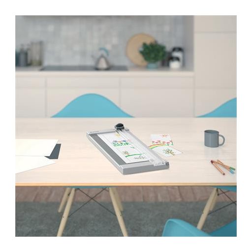 Vágógép, görgős, A4, 8 lap, LEITZ "Precision Home A4"