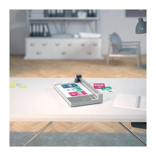 Vágógép, görgős, A4, 10 lap, LEITZ "Precision Home Office A4"