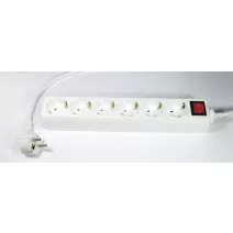 KÁBELEK ÉS ADAPTEREK