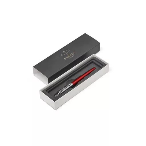 Golyóstoll, 0,7 mm, ezüst színű klip, Kensigton piros tolltest, PARKER "Royal Jotter", kék