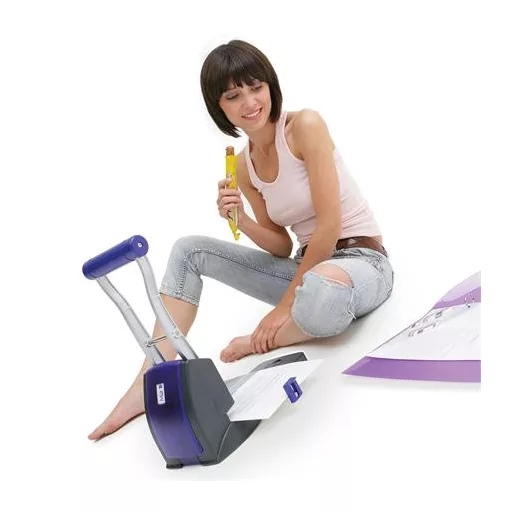 Lyukasztó, nagyteljesítményű, kétlyukú, 150 lap, könnyített lyukasztás, RAPESCO "ECO P2200", szürke