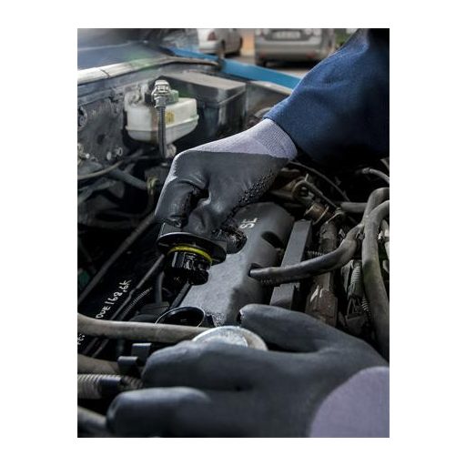 Védőkesztyű, nylon, nitrilhab, L méret "DermiFlex Ultra Plus", szürke-fekete