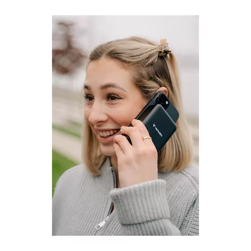 Power bank, külső akkumulátor, mágneses, 20.000mAh, kitámasztó, VERBATIM "Charge n Go Essentials", fekete