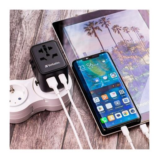 Utazóadapter, univerzális, USB-A(QC 3.0)/USB-C(PD20W)2xUSB, VERBATIM "UTA-02"